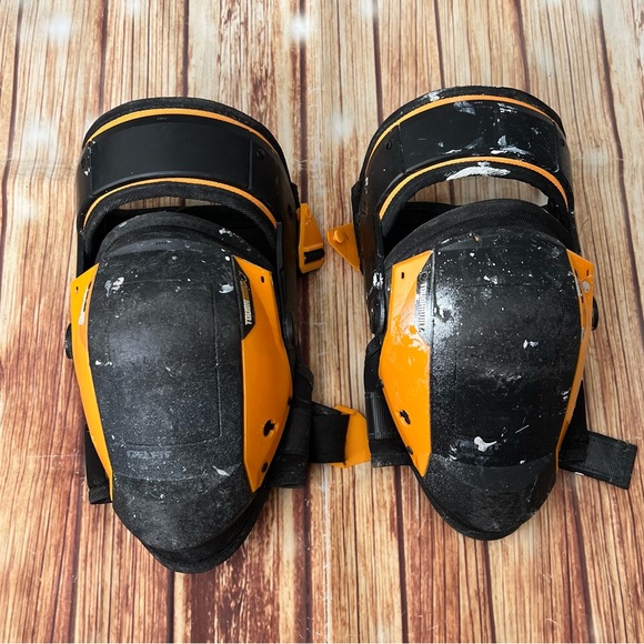 Toughbuilt Other Toughbuilt Ergonomic Foamfit Black Thigh Support